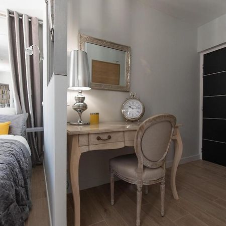 Le Petit Prince- Studio Cosy 2 Pers -Metro Valmy Lyon Extérieur photo